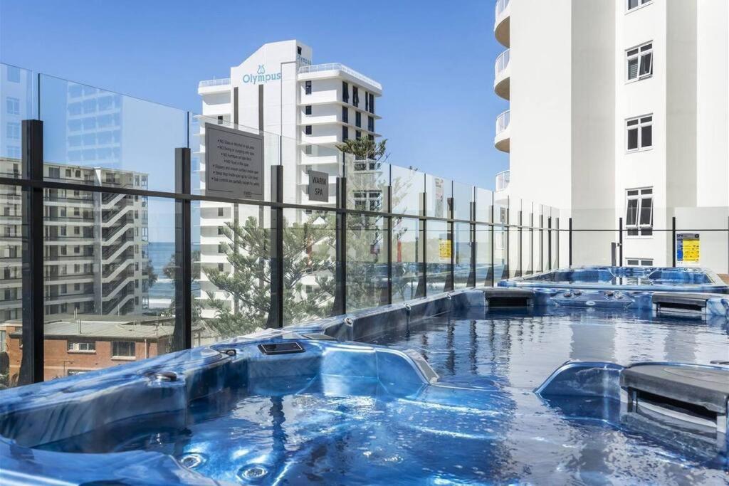 Close To Everything! Beautiful Hotel Studio'S, Sleeps 4 Gold Coast Kültér fotó