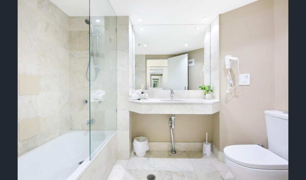 Close To Everything! Beautiful Hotel Studio'S, Sleeps 4 Gold Coast Kültér fotó