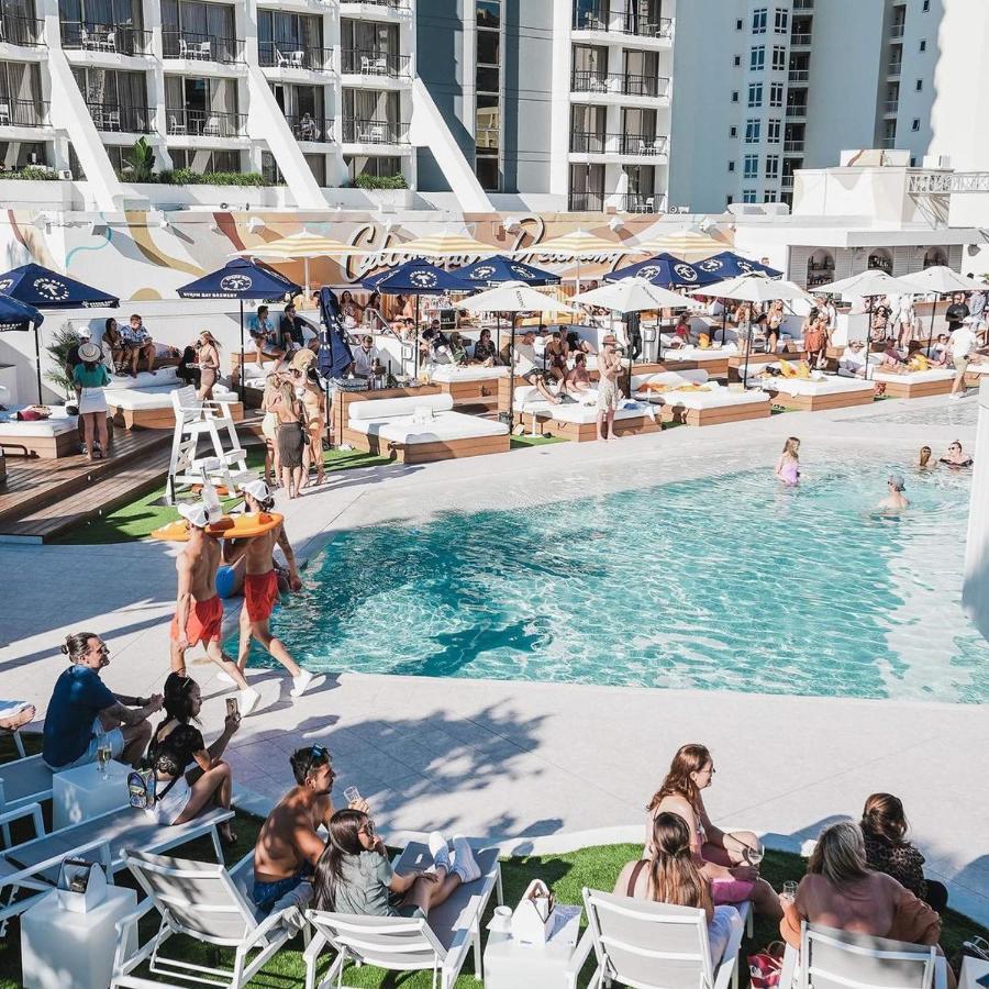 Close To Everything! Beautiful Hotel Studio'S, Sleeps 4 Gold Coast Kültér fotó
